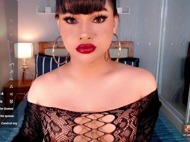 SabrinaCUMpenter — live trans cam