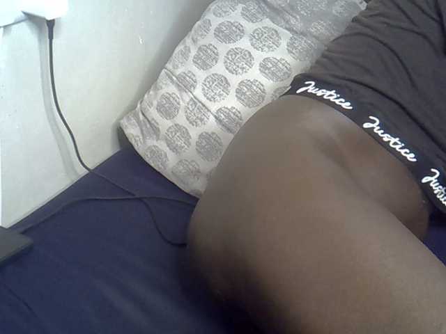 shees-sweet live cam on BongaCams