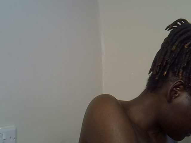 shees-sweet live cam on BongaCams