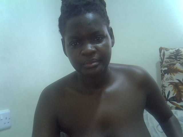 shees-sweet live cam on BongaCams