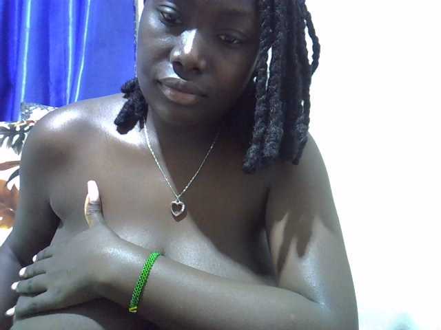 sweet-kemmie — live female cam