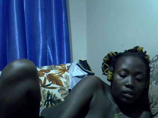sweet-kemmie webcam