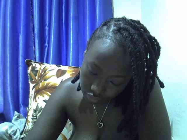 sweet-kemmie webcam