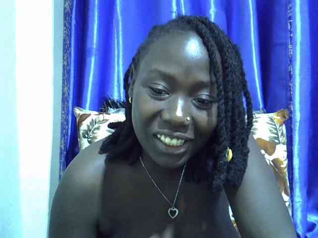 sweet-kemmie webcam
