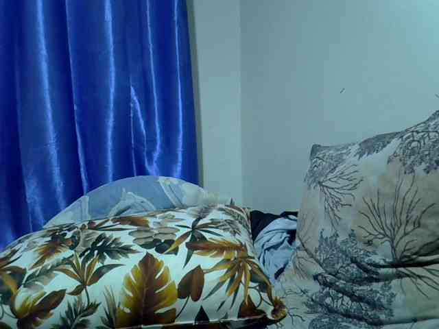 sweet-kemmie webcam