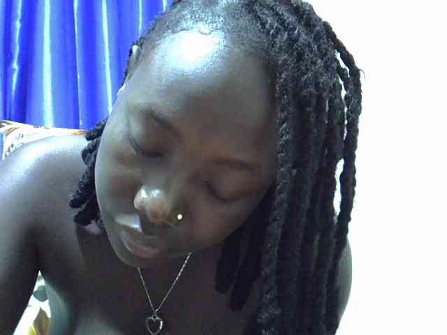 sweet-kemmie webcam