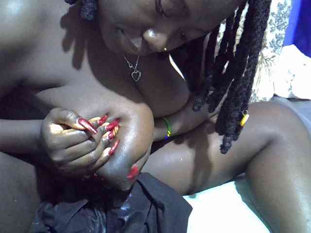 Model: sweet-kemmie