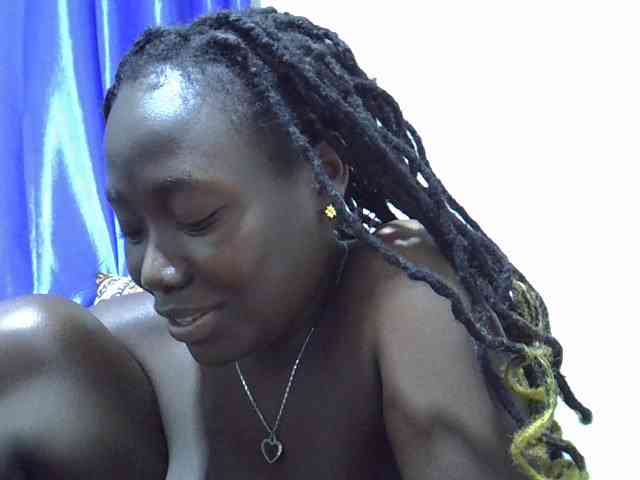 sweet-kemmie webcam