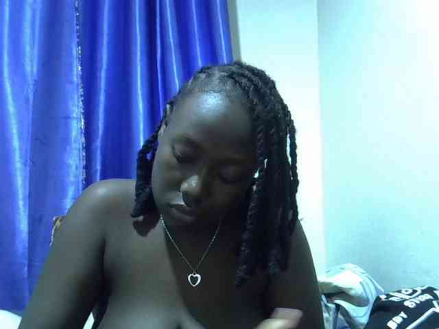 sweet-kemmie webcam