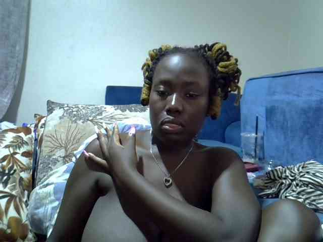sweet-kemmie webcam