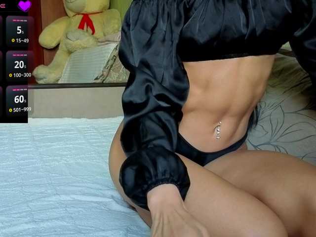 Karolina-Black8 live cam on BongaCams