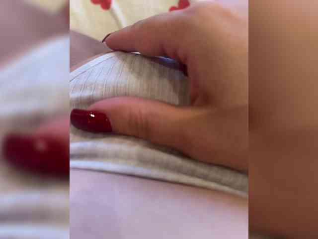 SweetPussy8 webcam