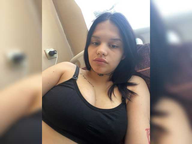 Sasa-23 live cam on BongaCams