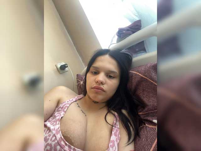 Sasa-23 live cam on BongaCams