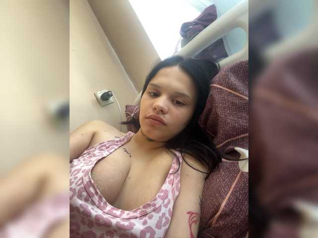 Sasa-23 live cam on BongaCams