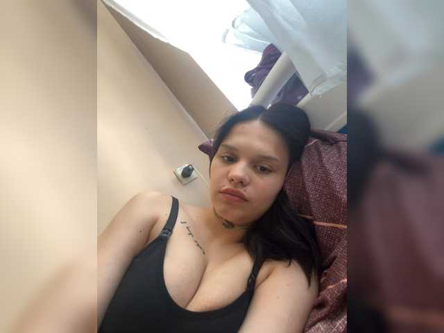 Sasa-23 live cam on BongaCams