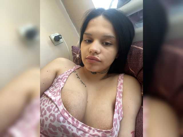 Sasa-23 live cam on BongaCams