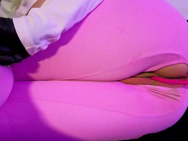 ScarlettDoll live cam on BongaCams
