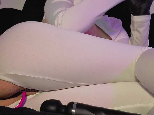 ScarlettDoll live cam on BongaCams