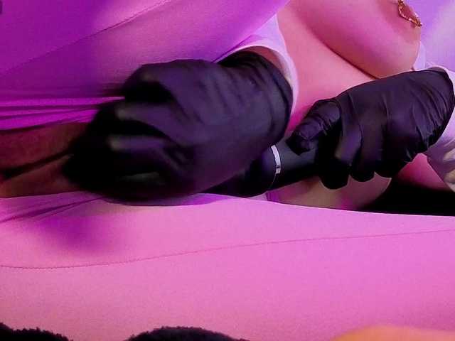 ScarlettDoll live cam on BongaCams