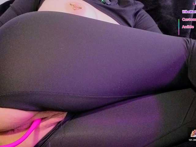 ScarlettDoll live cam on BongaCams