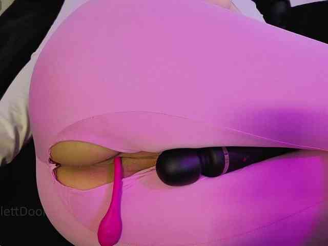 ScarlettDoll Live Webcam on BongaCams