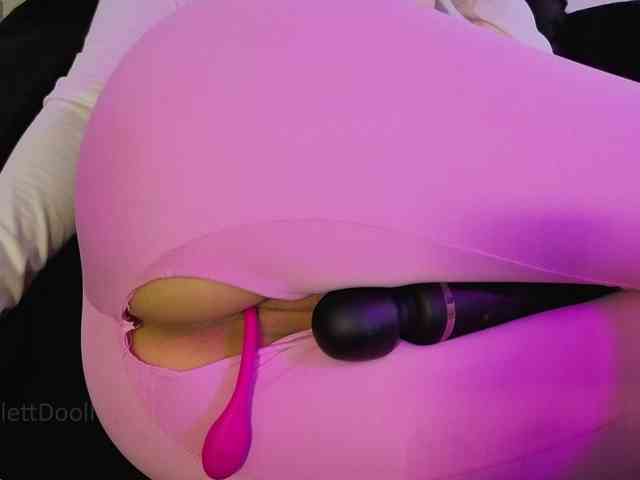 ScarlettDooll webcam