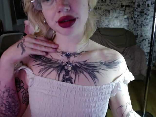 LolaHot