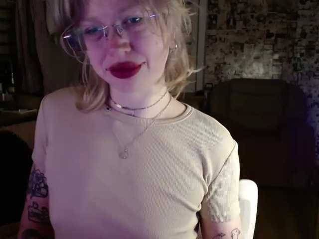 LolaHot