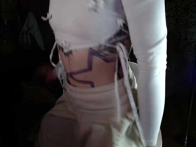 LolaHot live cam on BongaCams