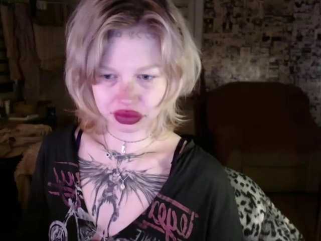 LolaHot