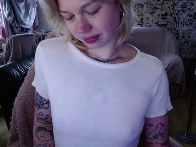 LolaHot live cam on BongaCams