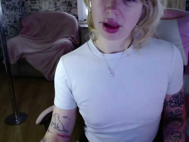 LolaHot live cam on BongaCams