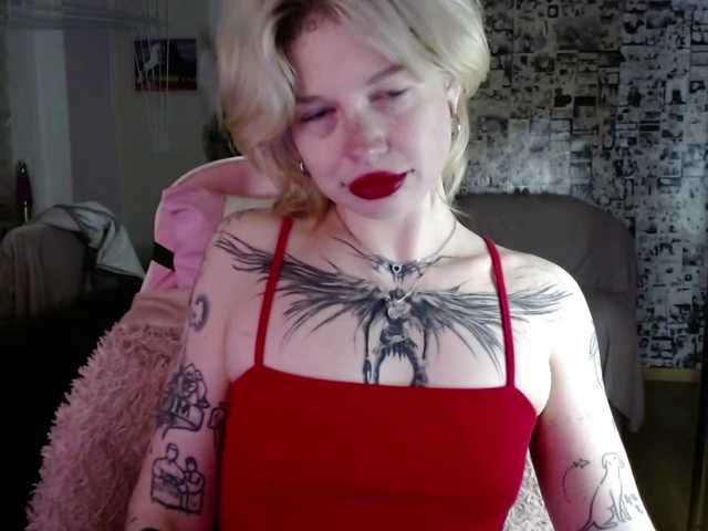 LolaHot