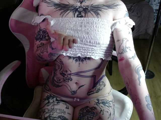 LolaHot