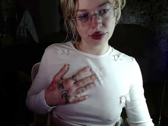 LolaHot live cam on BongaCams