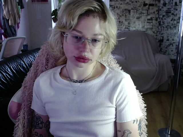 LolaHot live cam on BongaCams