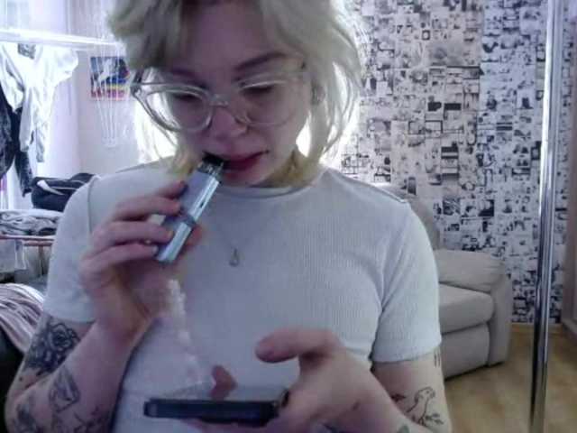 LolaHot live cam on BongaCams