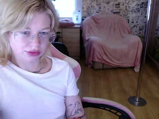 LolaHot live cam on BongaCams