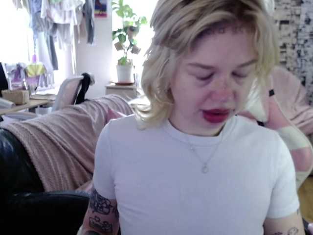 LolaHot live cam on BongaCams