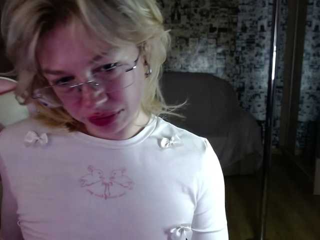 LolaHot live cam on BongaCams