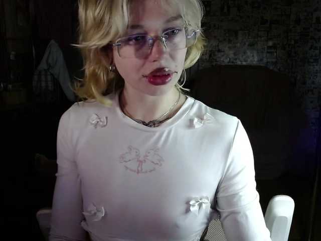 LolaHot live cam on BongaCams