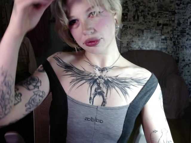 LolaHot