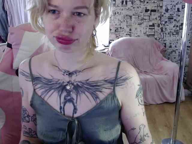 Vorschau des Streams von LolaHot