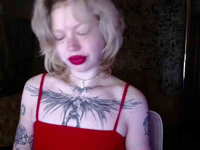 LolaHot webcam