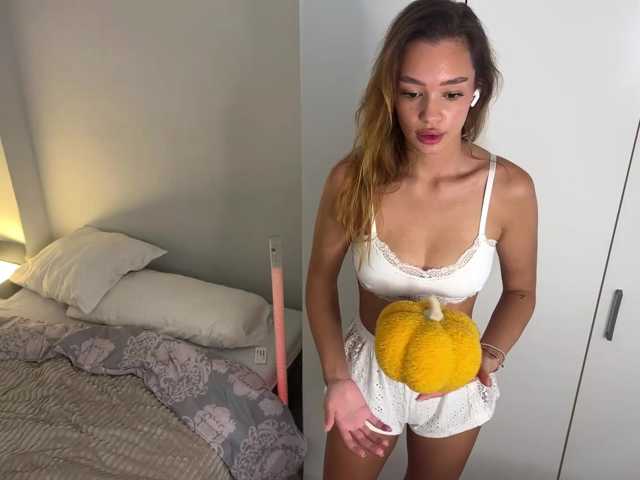 TinaYuzuki live cam on BongaCams
