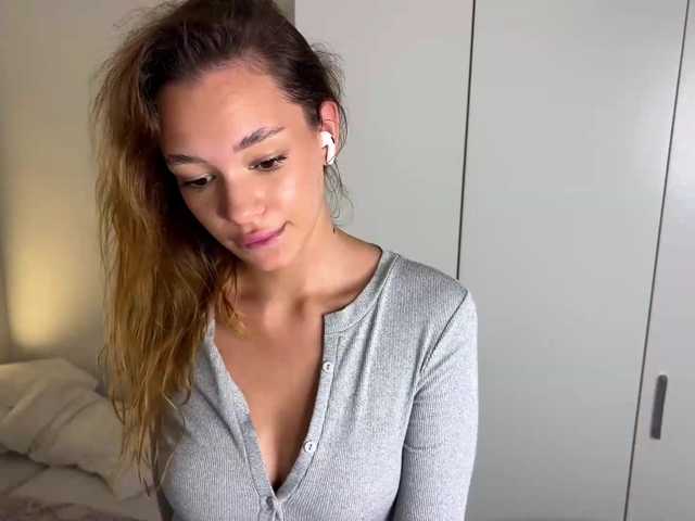 TinaYuzuki live cam on BongaCams