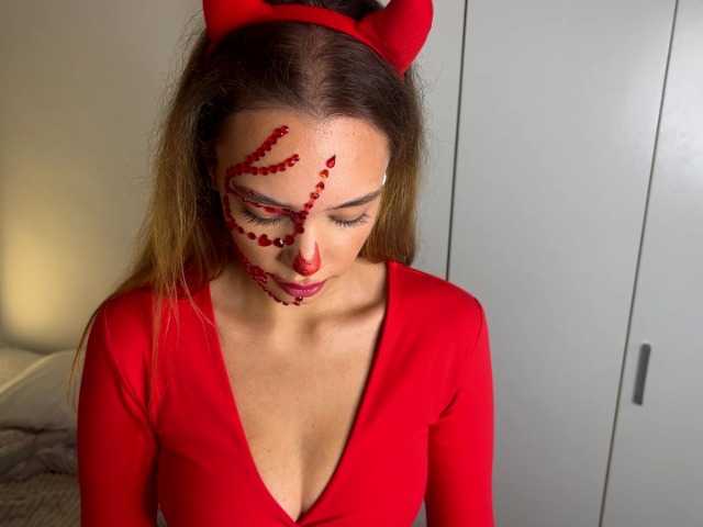 TinaYuzuki live cam on BongaCams