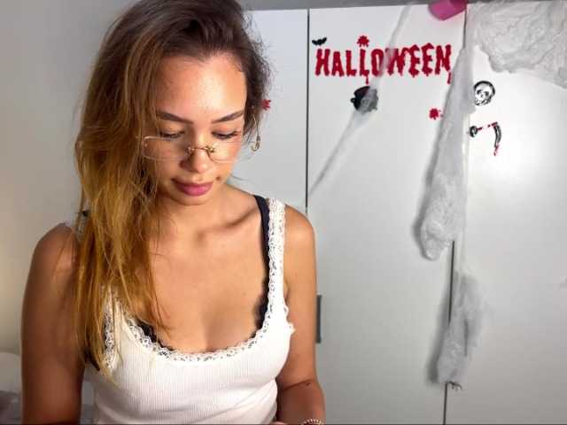 TinaYuzuki live cam on BongaCams