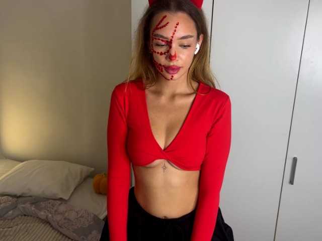 TinaYuzuki live cam on BongaCams